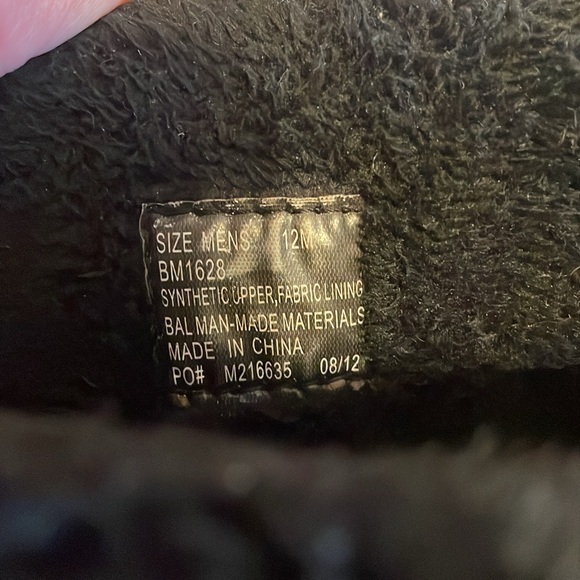 Men’s KHOMBU Black Winter Boots - Picture 6 of 8